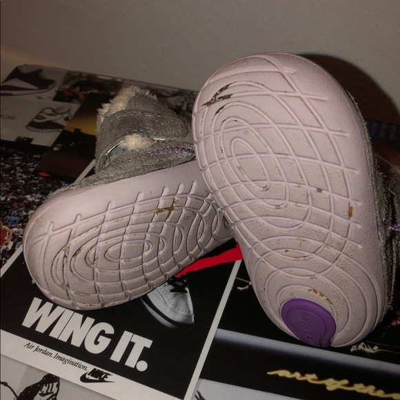 Stride Rite - Picture 2 of 3